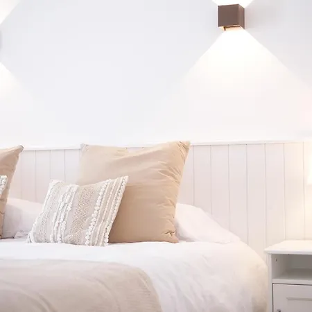 Ocean Front Oasis بيت للعطل