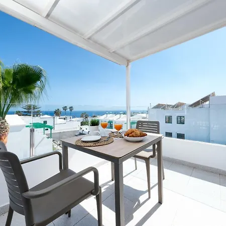 Ocean Front Oasis Puerto del Carmen (Lanzarote)